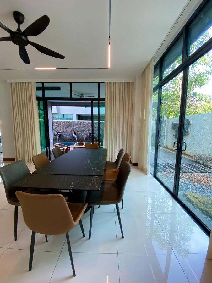 Ikiru 18 Private Saltwater Pool Villa, 3 Ensuite Br, Outdoor Bbq, 5 Mins To Beach Pantai Cenang  Buitenkant foto