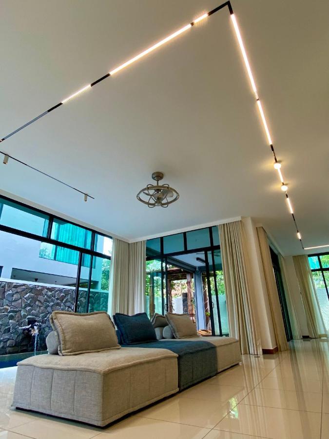 Ikiru 18 Private Saltwater Pool Villa, 3 Ensuite Br, Outdoor Bbq, 5 Mins To Beach Pantai Cenang  Buitenkant foto