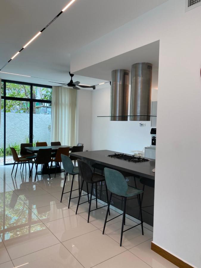 Ikiru 18 Private Saltwater Pool Villa, 3 Ensuite Br, Outdoor Bbq, 5 Mins To Beach Pantai Cenang  Buitenkant foto