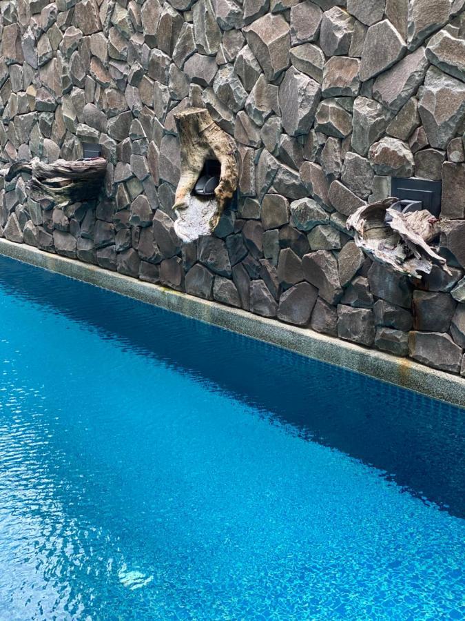 Ikiru 18 Private Saltwater Pool Villa, 3 Ensuite Br, Outdoor Bbq, 5 Mins To Beach Pantai Cenang  Buitenkant foto
